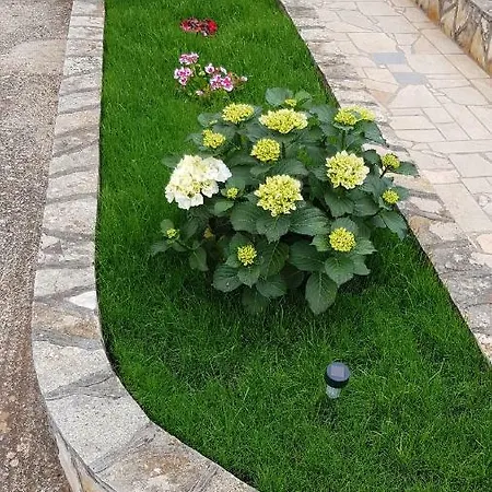 Lupi 2 M&s Apartment Vrboska